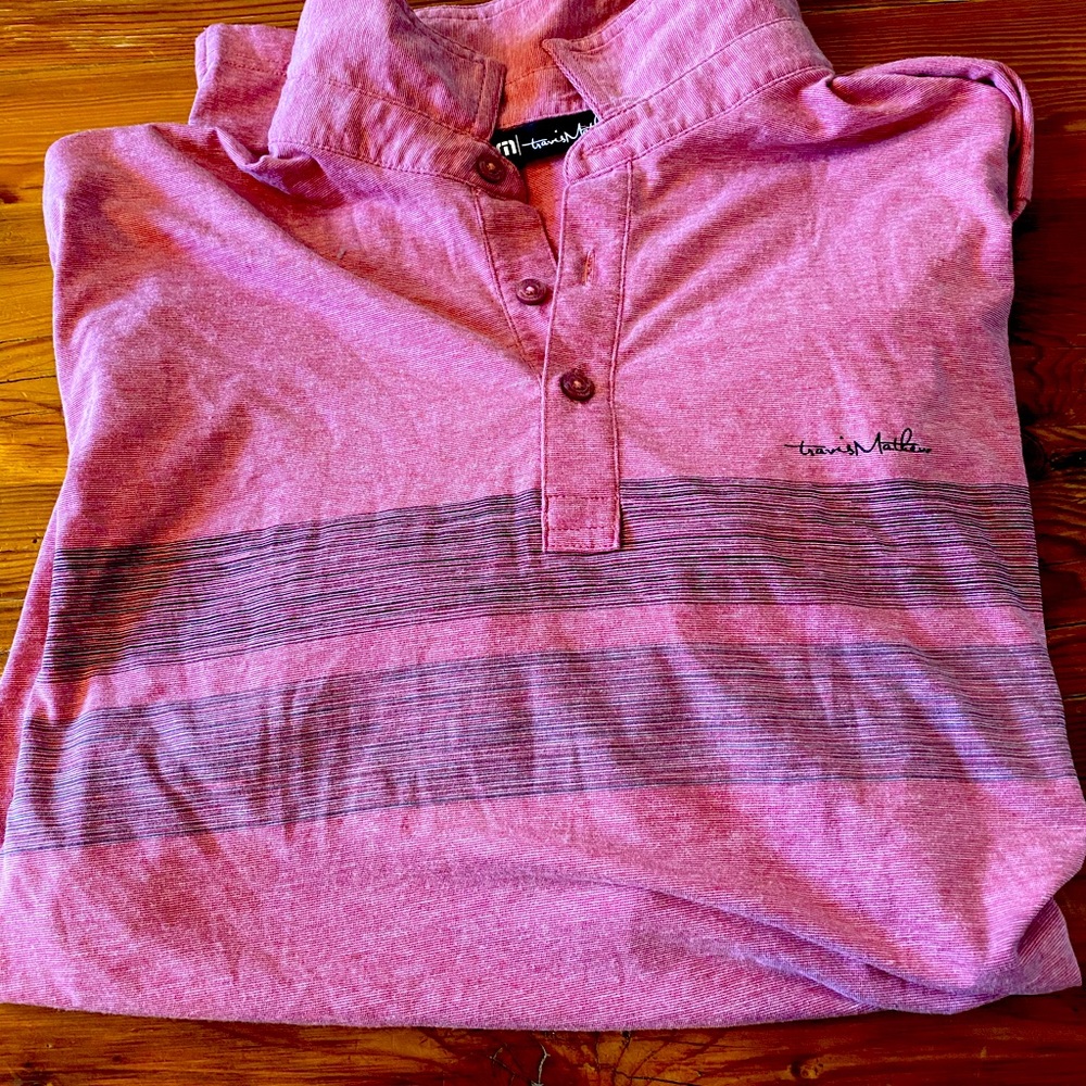Mens Travis Mathew short sleeve polo size Large in good shape